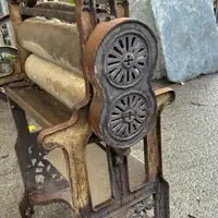 Thomas Bradford & Co Mangle