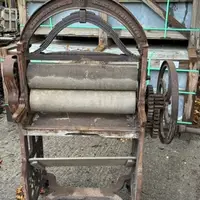 Thomas Bradford & Co Mangle